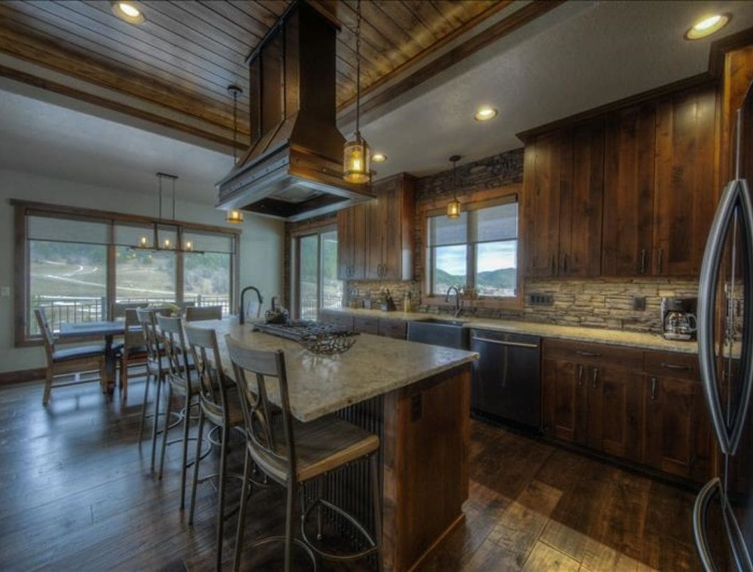 Crafting Your Custom Kitchens | Wood Builders Inc.